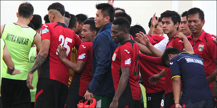 Para pemain Mitra Kukar kembali berkumpul dan berlatih di Tenggarong sebagai persiapan menghadapi kompetisi ISC