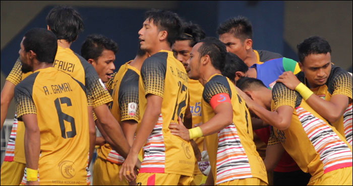 Mitra Kukar berupaya membalas kekalahan di kandang sendiri saat bersua Madura FC di Sumenep sore ini