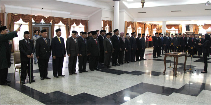 Suasana pengambilan sumpah jabatan 33 pejabat eselon II Pemkab Kukar oleh Bupati Rita Widyasari, Jum'at (30/12) siang 