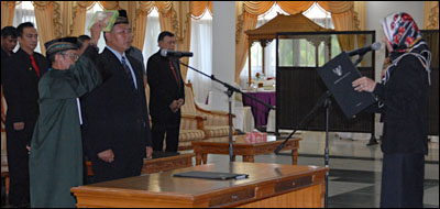 Suasana pengambilan sumpah jabatan Direktur Umum PDAM Tirta Mahakam Kukar oleh Bupati Rita Widyasari, Kamis (09/06) kemarin