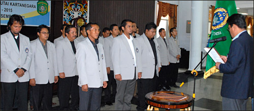 Suasana pelantikan jajaran pengurus PSSI Kukar periode 2011-2015