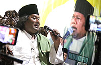 Gus Muwafiq saat menyampaikan tausiyahnya