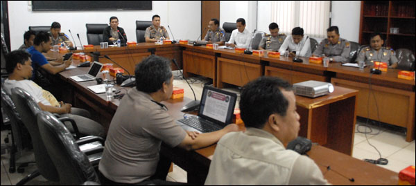 Suasana jumpa pers tentang laporan akhir tahun Polres Kukar di Tenggarong, Senin (30/12) lalu 