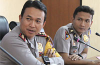 Kapolres Kukar AKBP Fadillah Zulkarnaen didampingi Kabag Ops Kompol Andin Wisnu Sudibyo