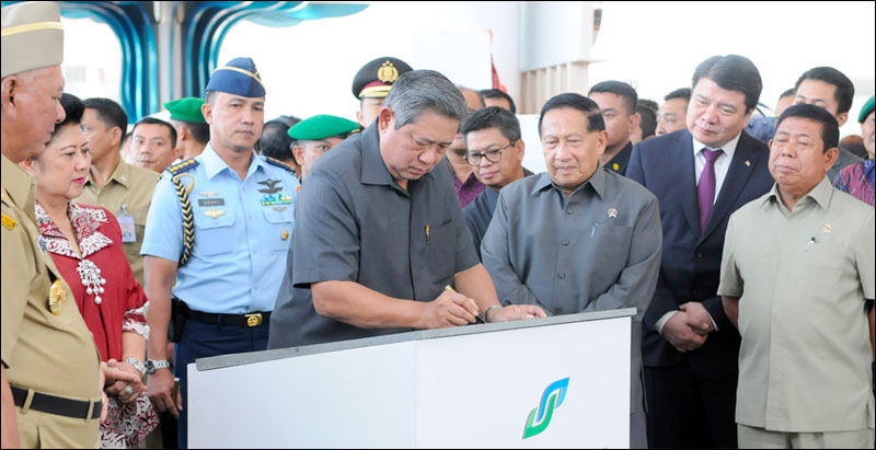 Presiden SBY saat meresmikan perluasan terminal bandara Sultan AM Sulaiman Sepinggan dan proyek MP3EI di Kaltim, Senin (15/09) kemarin, di Balikpapan 