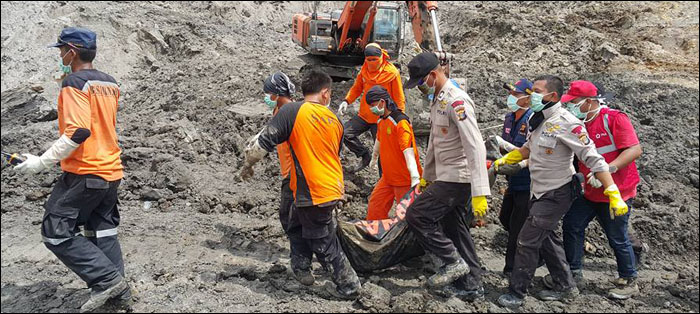 Tim SAR gabungan mengevakuasi jasad Nasiran pada Minggu (31/01) lalu