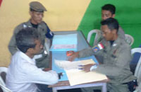 Petugas Satpol PP Kukar meminta pengelola lokalisasi untuk menutup usahanya sesuai ketentuan