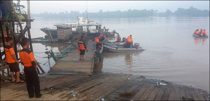 Tim SAR gabungan bersiap melakukan pencarian dua korban hilang akibat kecelakaan air, Selasa (23/02) pagi 