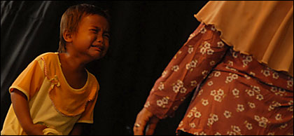 Siti menangis benaran ketika diomeli Nek Hamiah di atas pentas SBK 2008