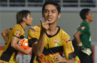 Septian David Maulana menjadi penyelamat Mitra Kukar dari kekalahan setelah mencetak gol penyeimbang di menit 84