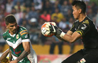 Ketangguhan bek Arthur Cunha dan kegemilangan Shahar Ginanjar mampu memaksakan hasil imbang saat melawan tuan rumah Sriwijaya FC