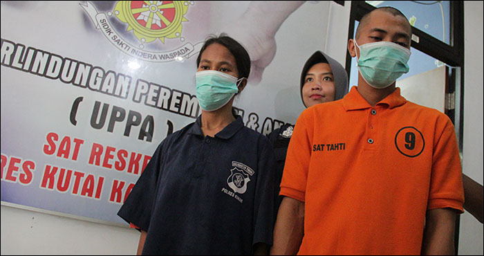 Pasutri NA dan HA resmi menjadi tersangka kasus penganiayaan terhadap anak mereka sendiri yang masih berusia 4 tahun 