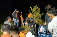 Petugas SAR gabungan kembali akan melanjutkan pencarian korban besok Senin