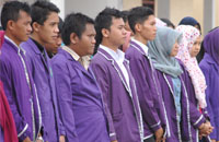 Mahasiswa Unikarta Tenggarong saat memperingati hari jadi Unikarta ke-30