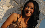 Defie Litiza kini menjalani masa karantina jelang Grand Final Miss Celebrity Indonesia 2008