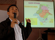 Sumadi Atmodiharjo ketika memaparkan perkembangan kasus HIV/AIDS di Kaltim