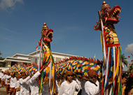 Pesta adat Erau kembali akan digelar tahun ini yakni mulai tanggal 1 hingga 8 Juli 2012