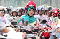 Siswa SLTA di Tenggarong merayakan kelulusan dengan konvoi di jalanan