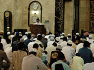 Suasana peringatan Tahun Baru Islam 1 Muharram 1426 H di Masjid Agung Sultan Sulaiman, Tenggarong
