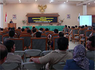 Suasana pembukaan Musrenbangda Kukar 2005 di Ruang Serba Guna Kantor Bupati Kukar, Tenggarong