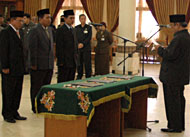 Suasana pelantikan Dewan Direksi Perusda KSDE oleh Plt Bupati Kukar