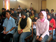 Suasana pembukaan MAPABA PMII Kukar XIX yang berlangsung di gedung KNPI Kukar