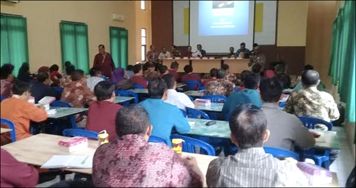 Suasana sosialisasi Saber Pungli kepada kepala sekolah SLTP se-Kukar di Tenggarong, Kamis (12/01) kemarin