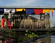 Akibat banjir masih melanda 6 kecamatan di Kukar hingga saat ini, sedikitnya 94 TPS Terapung/Panggung dibangun di 27 desa