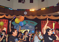 Suasana suka cita menyambut datangnya tahun baru 2007