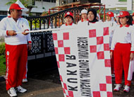 Wabup H Samsuri Aspar bersiap melepas Jalan Sehat Berhadiah dalam rangka HUT YJI ke-25